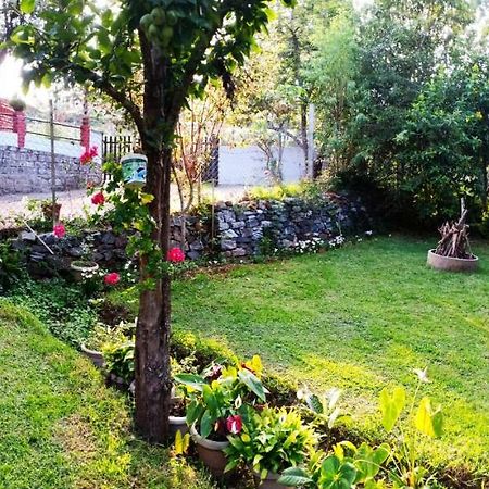 Pear Tree Inn Villa Котагири Экстерьер фото