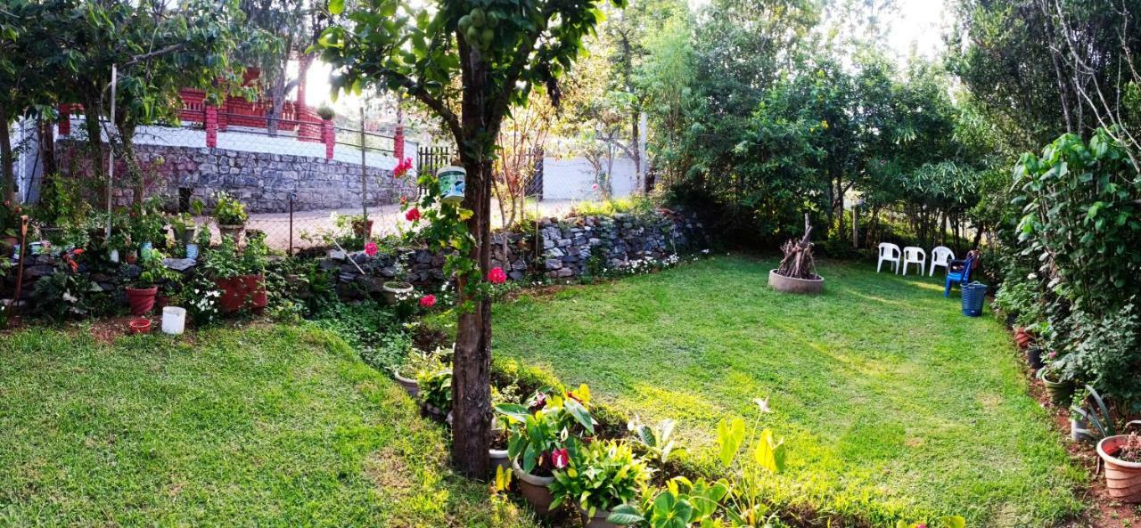 Pear Tree Inn Villa Котагири Экстерьер фото